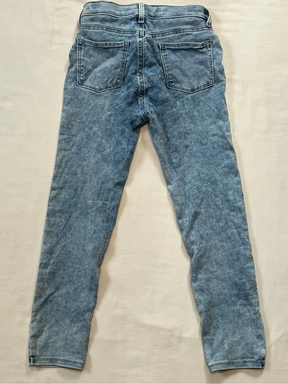 Light Wash Women’s Jeans - Classic Stretch Denim
